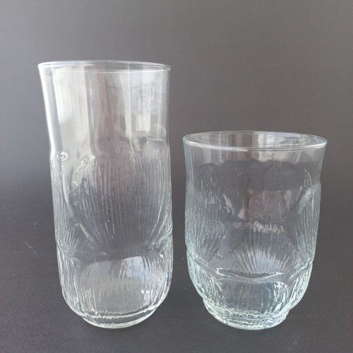 Set of 8 vintage water and wine glasses like new, glass