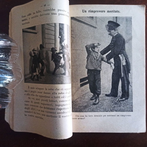 Nuovo Piccolo Mondo textbook used, Italian, 1919-20 edition
