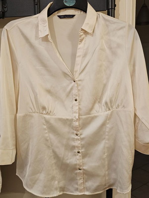 M&S women's shirt beige like new with scarf gift