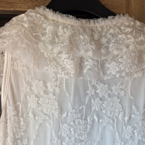 Rubens Alves White Dress like new with Lace and Ruffles, Size M