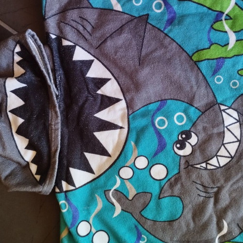 Children's beach poncho like new, one size