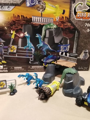 Playmobil Dino Rise μεταχειρισμένο με δεινοσαύρους και κουτί
