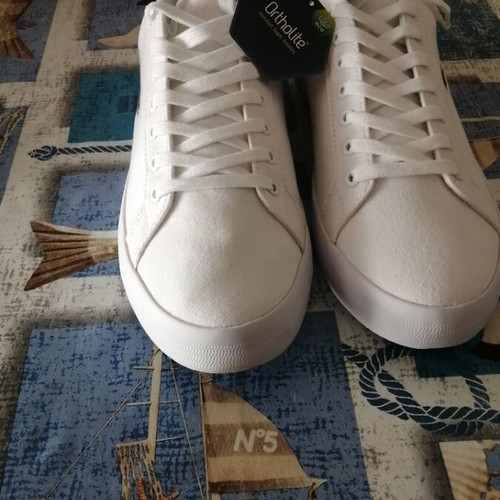 Lacoste Lerond sneakers new, size 44, white
