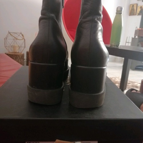 Feng Shoe leather ankle boots like new, size 38, black
