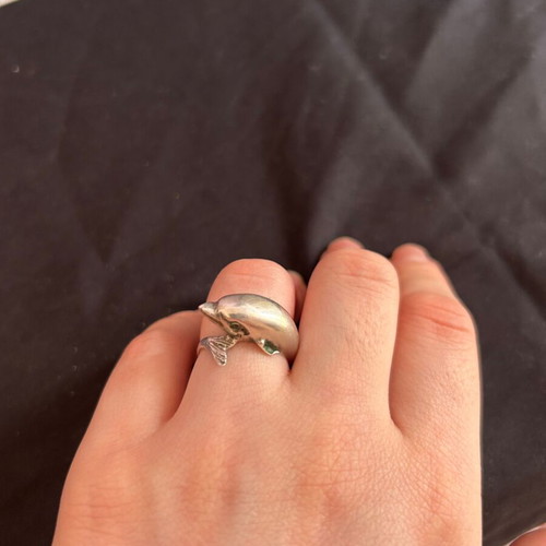 Silver 925 dolphin ring like new