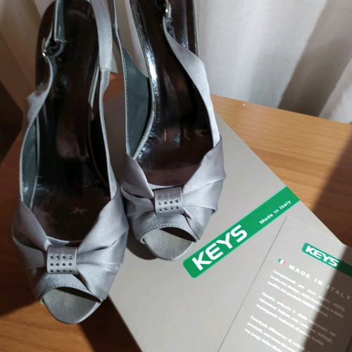 Keys evening sandals grey satin like new, 12cm heel with platform