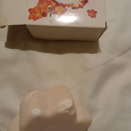 Oriflame soap new flower-shaped 100 gr