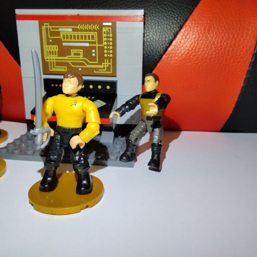 Mega Bloks Star Trek Day of the Dove DPY05 set 2016