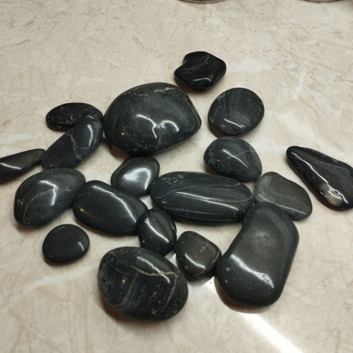 Decorative stones like new