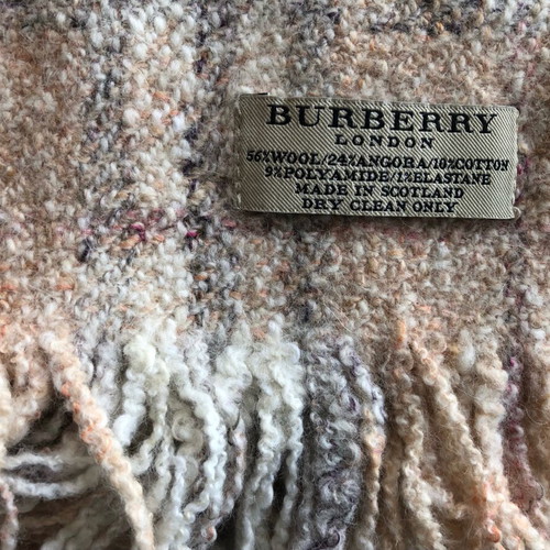 Burberry scarf like new, wool salmon with check pattern