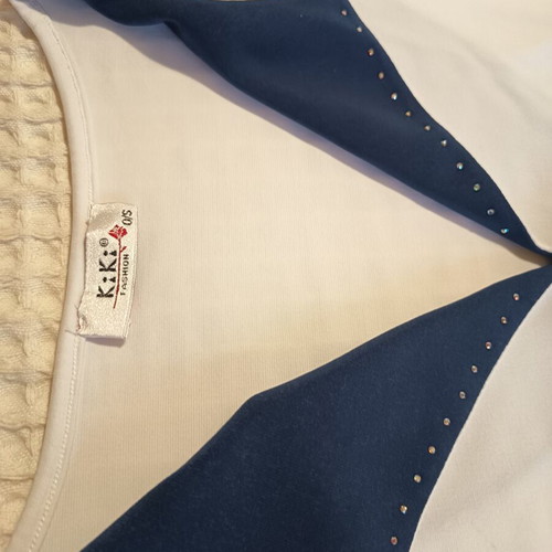 White women's blouse with blue details size small like new