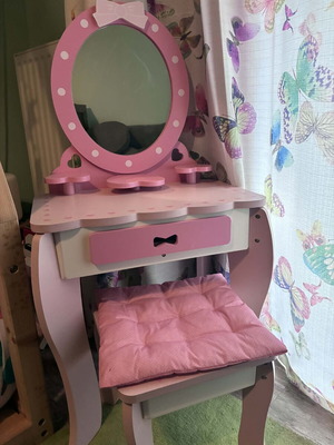 Boudoir παιδικό ξύλινο μεταχειρισμένο