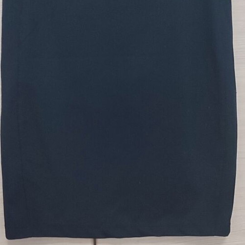 Fitted skirt like new, black, size M