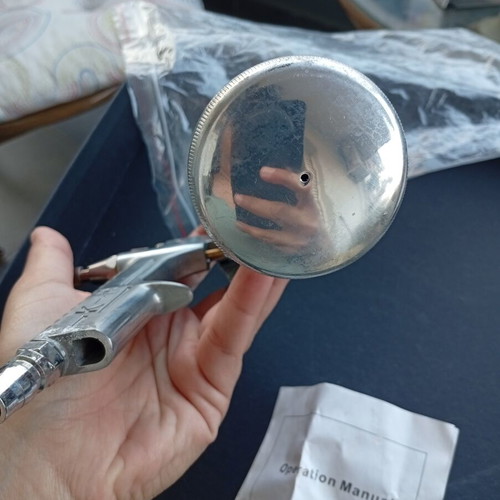 K-3 Air Spray Gun like new with metal paint container