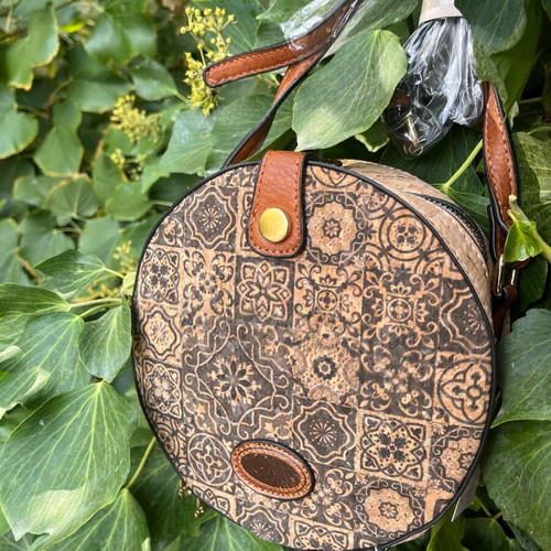 Circle bag hand-held new, beige and brown
