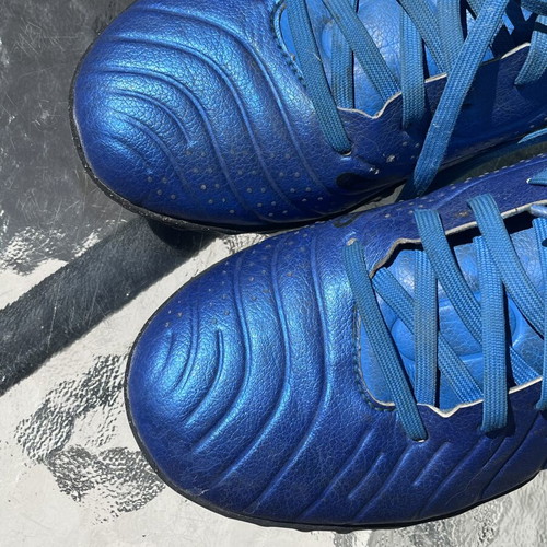 Nike Tiempo Legend 10 Academy TF football shoes, blue, size 38