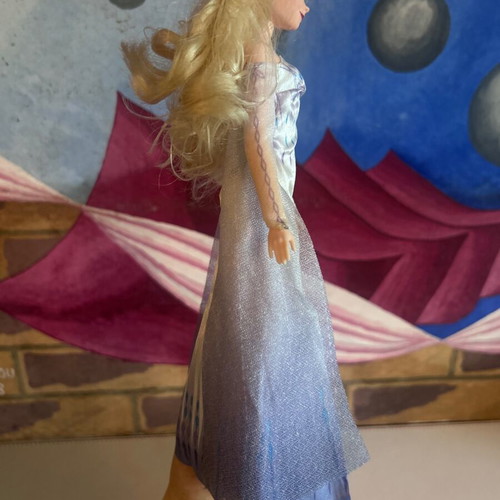Princess Elsa doll Disney Frozen 2 by Hasbro