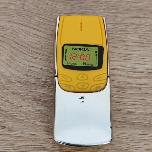 Vintage ξύστρα μολυβιών σε σχήμα τηλέφωνο Nokia