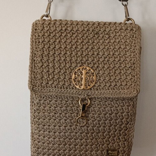 Handmade knitted shoulder bag beige with metal details new