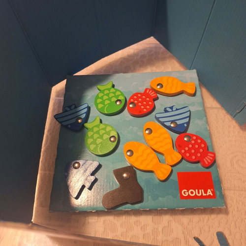 Goula Wooden Magnetic Fishing Game used with 2 Rods and Colorful Fish
