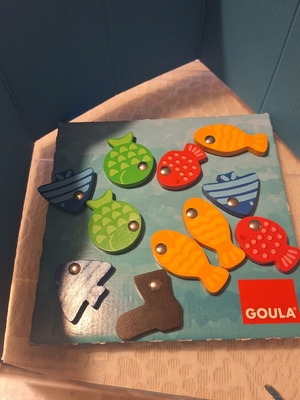 Goula Wooden Magnetic Fishing Game used with 2 Rods and Colorful Fish