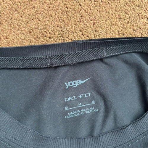 Nike Yoga men's tank top new, size M, black