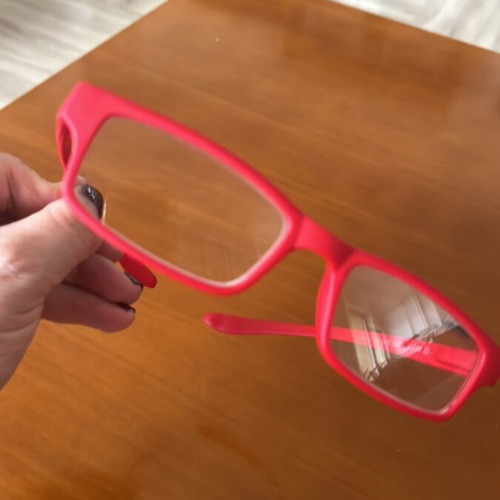 Presbyopia glasses 1.50 diopters like new, unisex, red