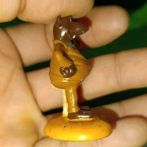 Nick figure from Chicken Run 1999 used