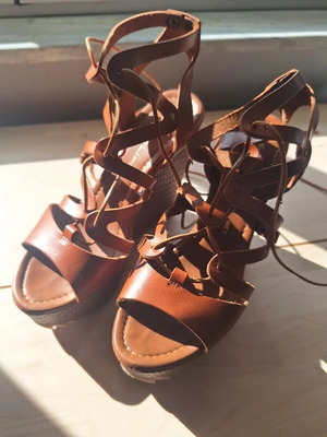 Mourtzi Tan Brown Genuine Leather Wedge Sandals Platform Size 37 Like New