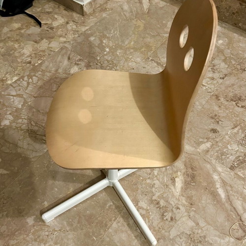 Valfred/Sibben children's swivel office chair used