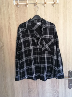 H&M cotton flannel shirt size XS-S like new