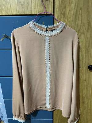 Axel blouse like new, slim fit, sizes M and L