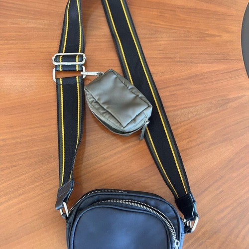 Zara messenger bag like new, double, black