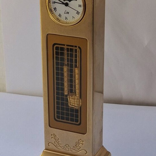 LM Louis Margux Paris quartz clock like new with day night indicator