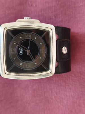 Dolce & Gabbana wristwatch like new, black