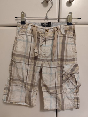 H&M βερμούδα σαν καινούργια για 4-5 χρόνια