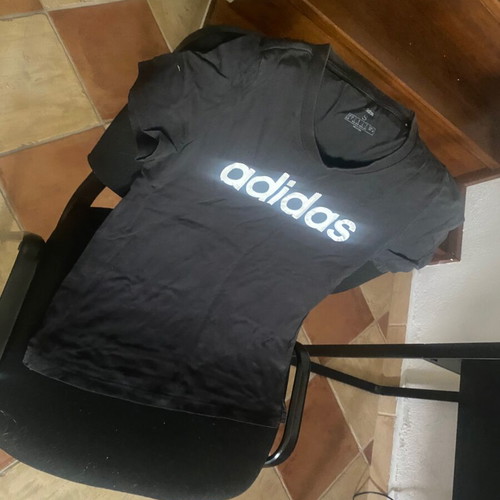 Adidas T shirts like new, pack of 2, black and white, size S