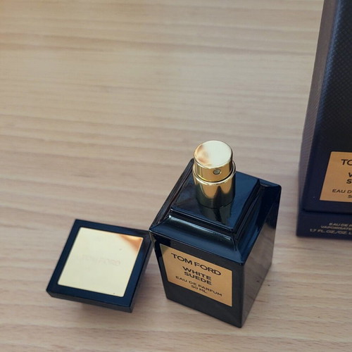 Tom Ford White Suede perfume 50ml like new