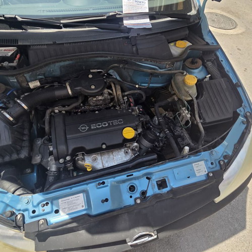 Opel Corsa 2001 like new, manual, petrol, blue