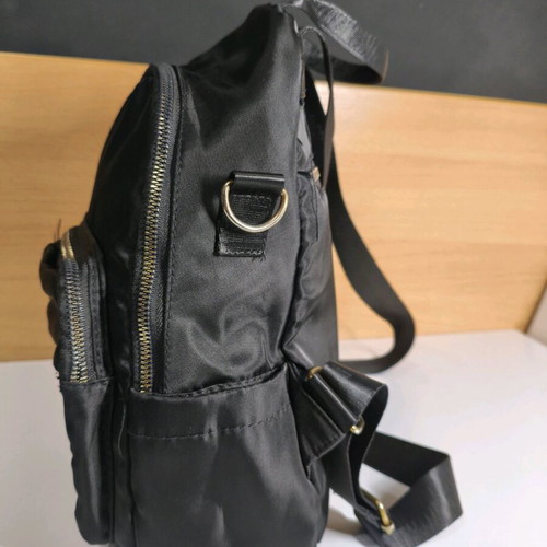 Backpack like new, black, lightweight with multiple pockets