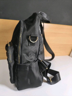 Backpack like new, black, lightweight with multiple pockets