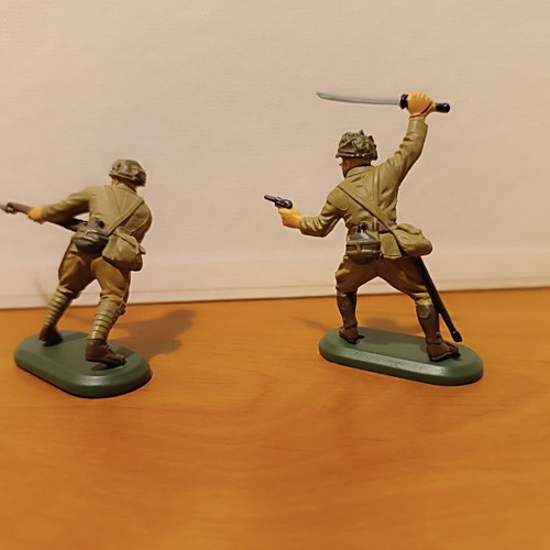 Britains Japanese soldier figures set of 10, like new
