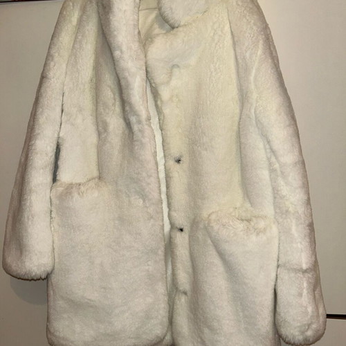 Thick synthetic fur coat like new, one size, white