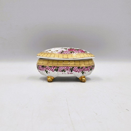 Rene porcelain jewelry box with flowers used
