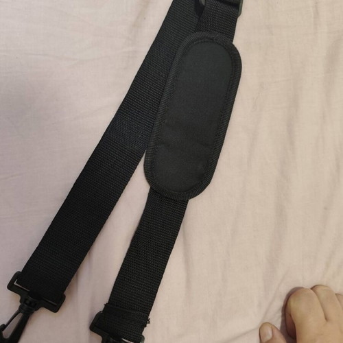Adjustable shoulder strap like new, black, 3.8x110cm