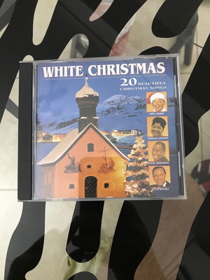 White Christmas CD used, 20 beautiful Christmas songs