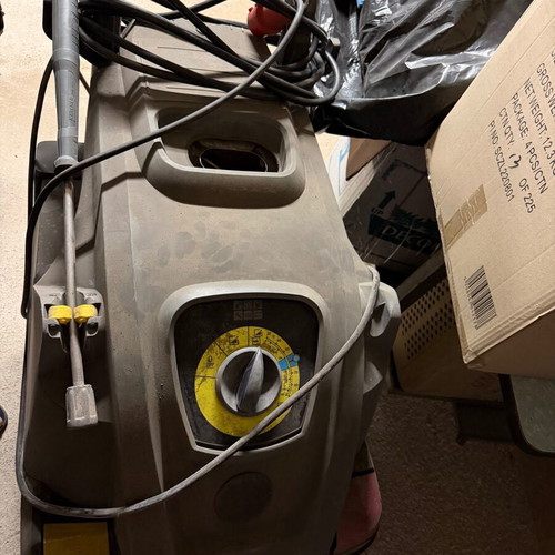 KARCHER professional pressure washer 8/18 4c three-phase hot cold with oil burner