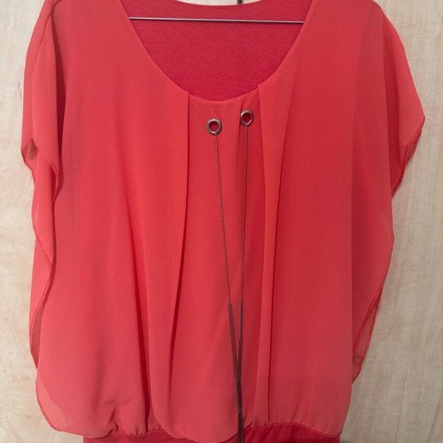 Women's blouse coral like new