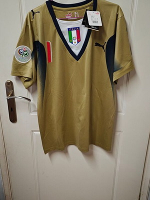 Φανέλα συλλεκτική καινούργια Puma G.Buffon χρυσή εμφάνιση