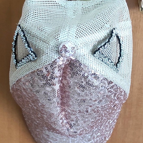 Hats set of 5 like new, including Adidas and Nike, sequined and cotton